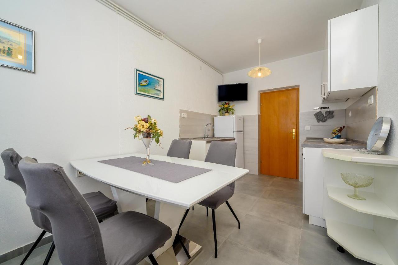 Apartments Juric Podstrana Dış mekan fotoğraf