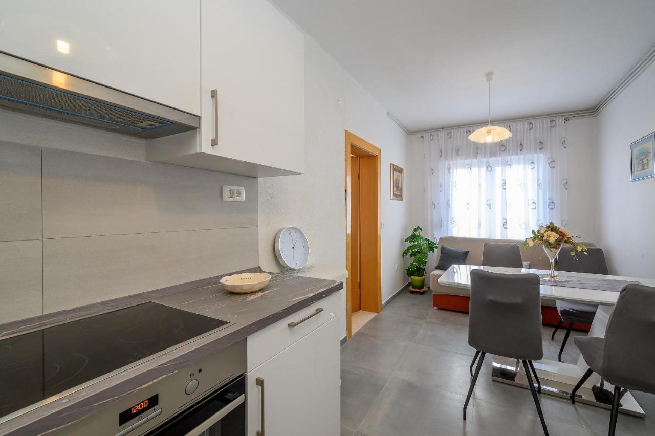 Apartments Juric Podstrana Dış mekan fotoğraf