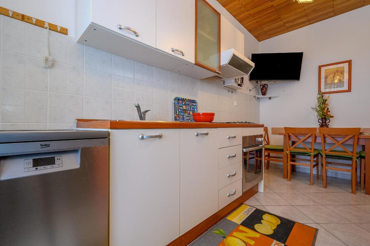 Apartments Juric Podstrana Dış mekan fotoğraf