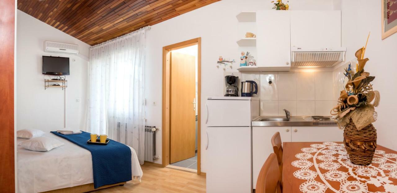 Apartments Juric Podstrana Dış mekan fotoğraf